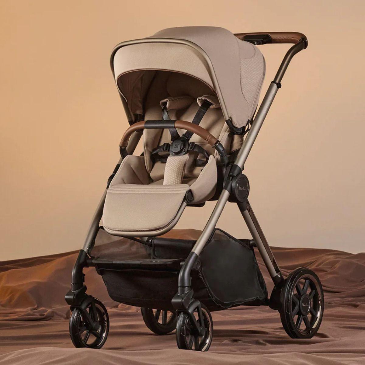 maxi cosi moa high chair Maxi Cosi Classic Oat Moa 8-in-1 High Chair main image 1
