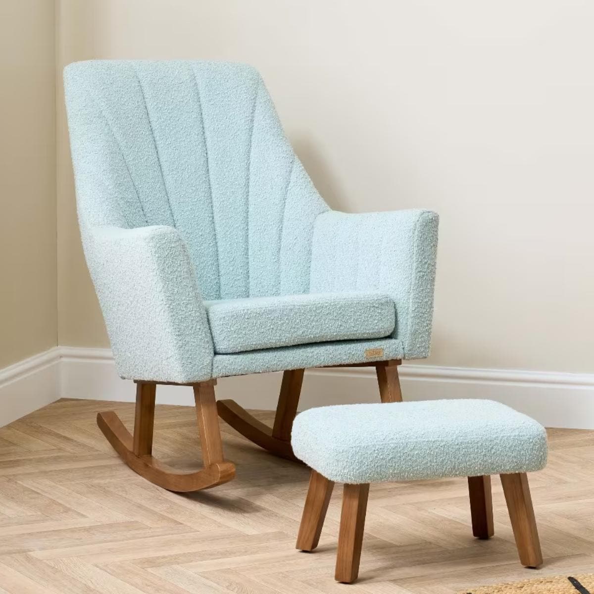 tutti bambini nursing chair